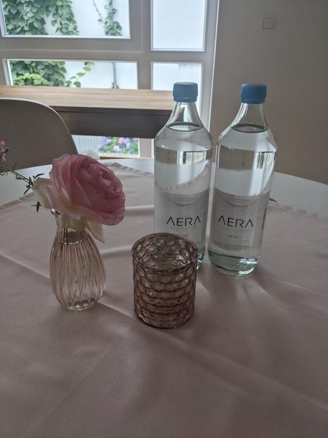 Ferien Am Wasser Wiesbaden Eksteriør bilde
